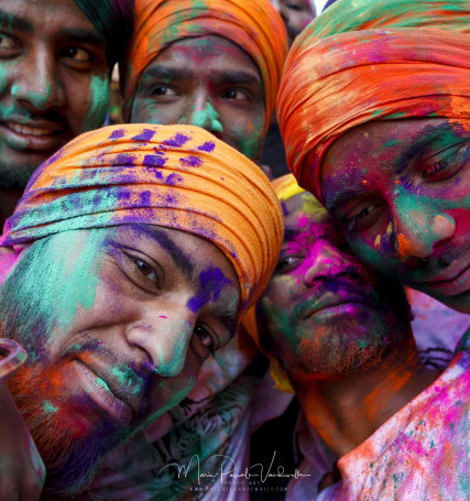 Ethnic festivals colour the world